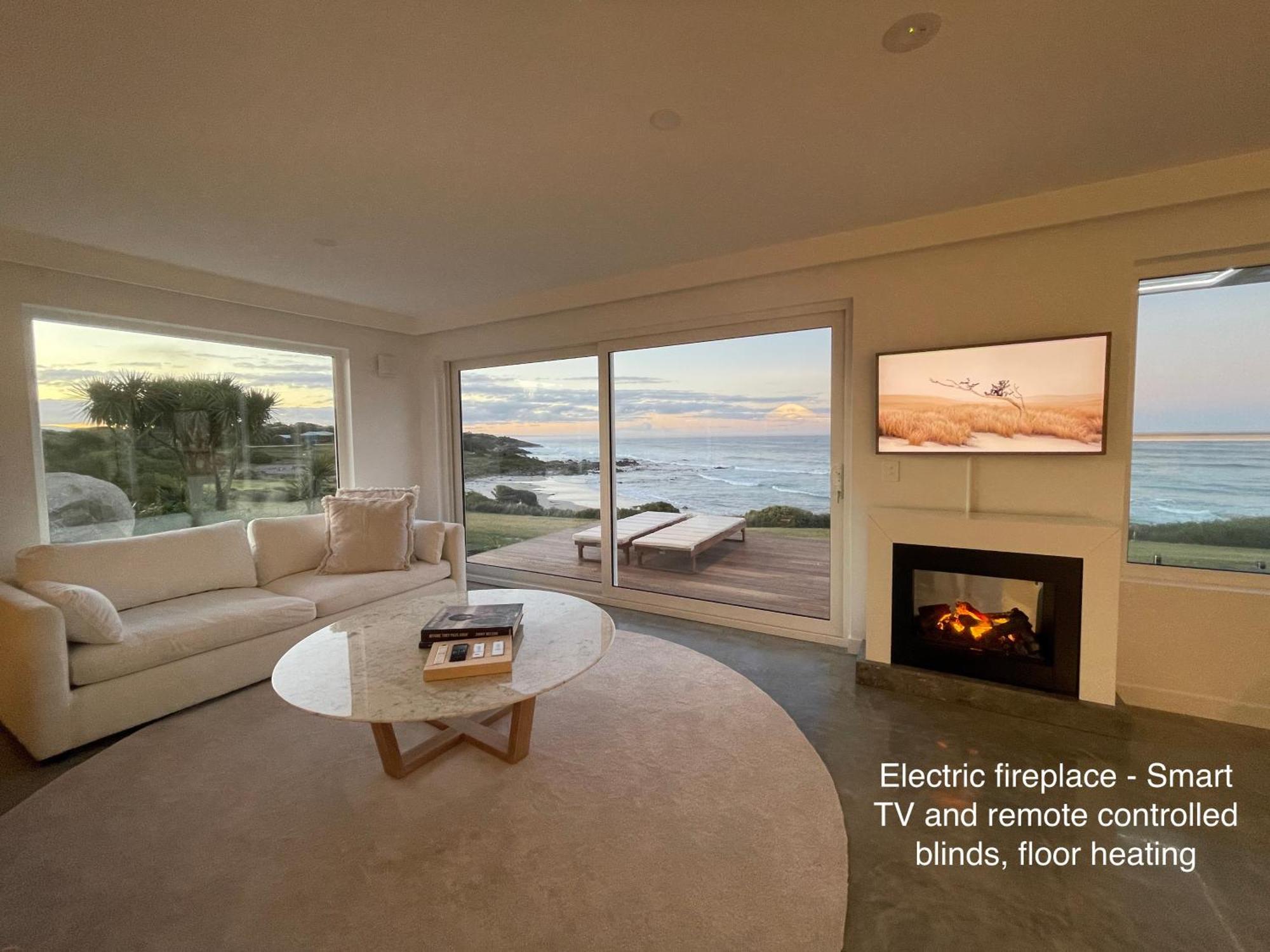 Saltwater - Absolute Oceanfront, Fire Pits, Some Villas With Hot Tubs And Sauna Falmouth Εξωτερικό φωτογραφία